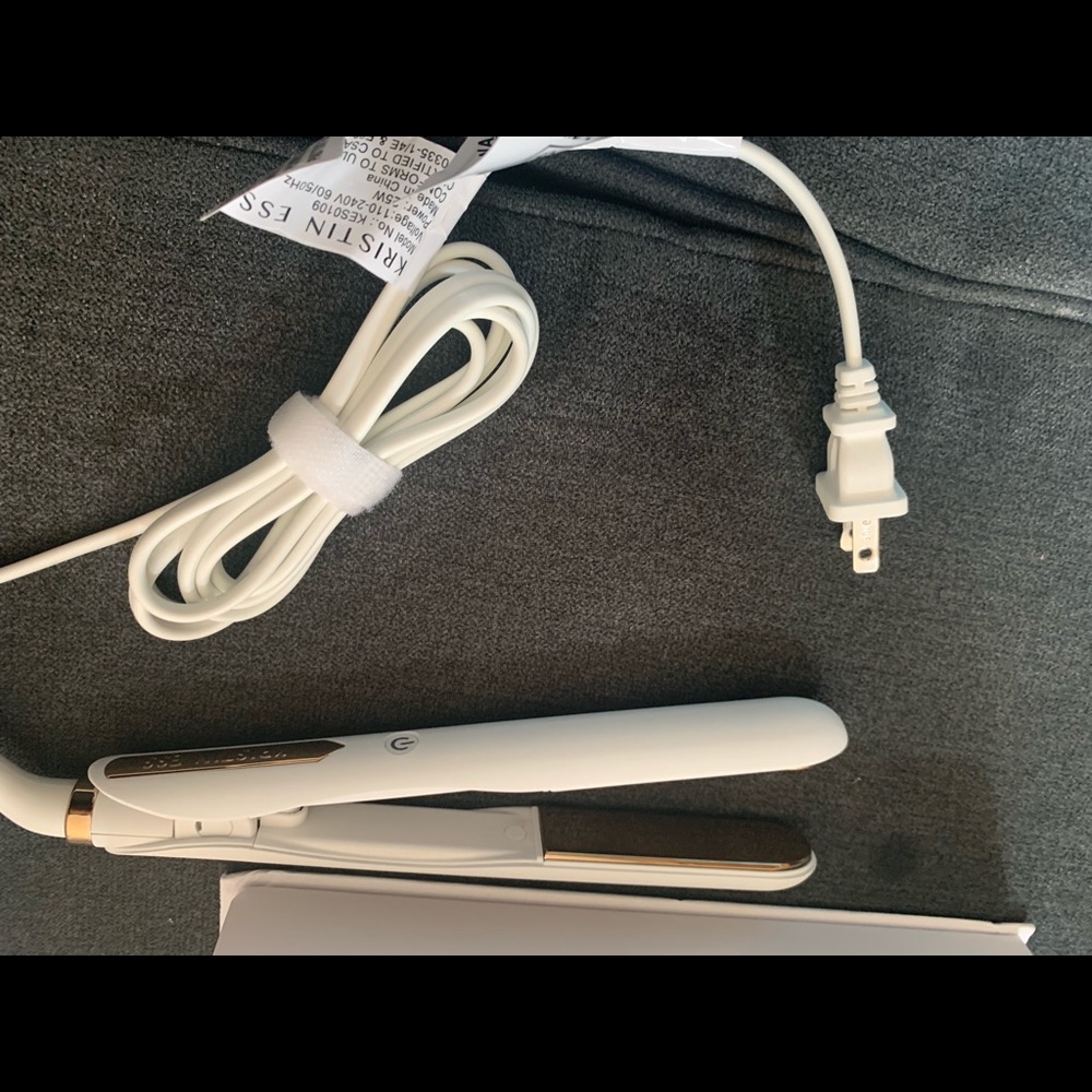 “Pivoting wand and mini flat iron” Kristin Ess